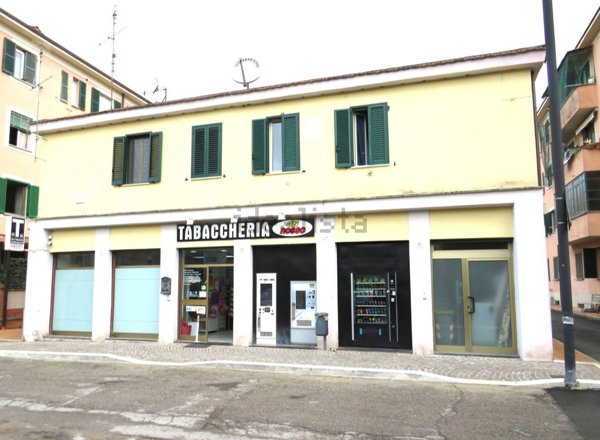 negozio in affitto a Terni