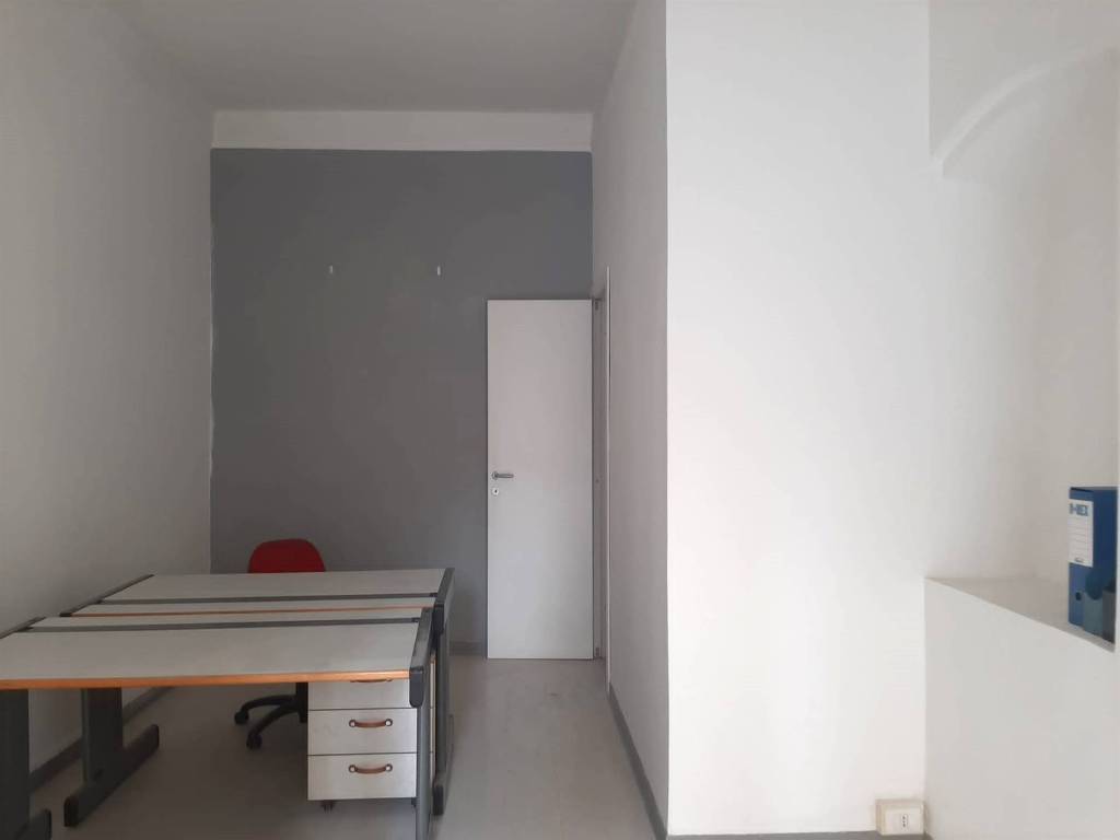 negozio in affitto a Terni in zona Centro Città