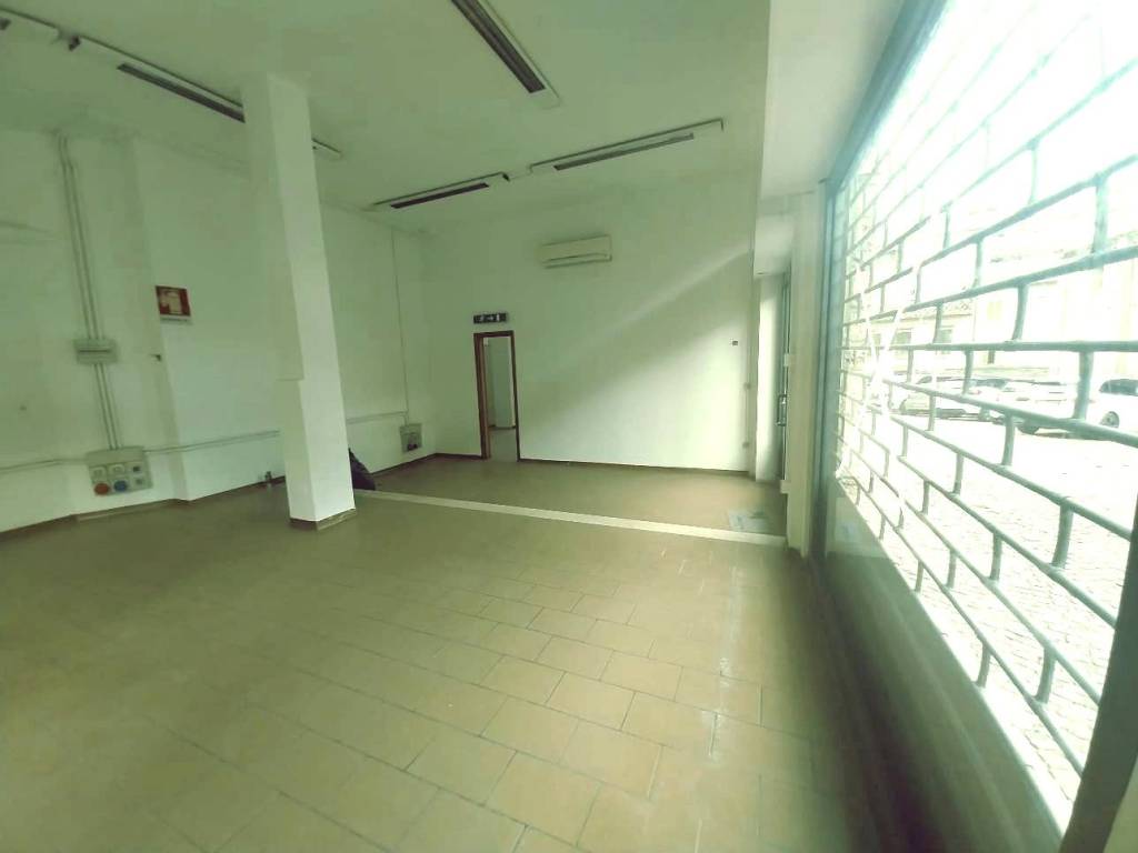 negozio in affitto a Terni in zona Centro Città