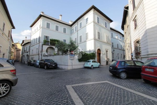 appartamento in affitto a Terni