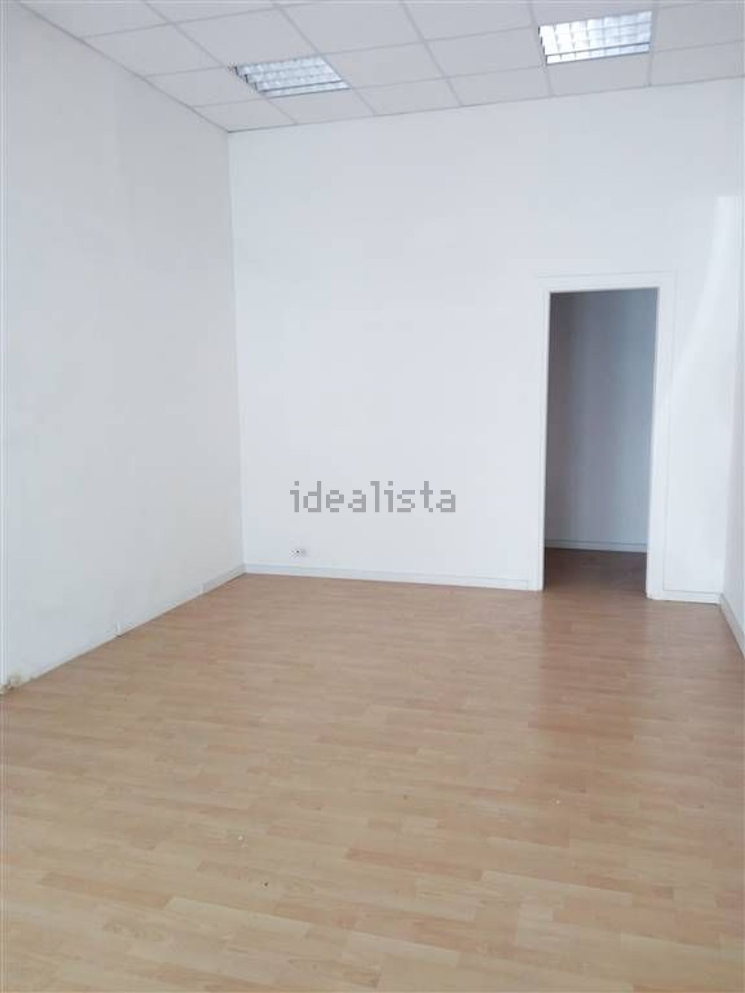 locale commerciale in affitto a Terni