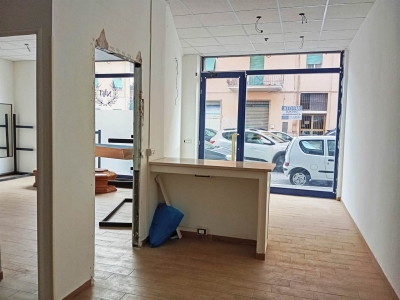 negozio in affitto a Terni