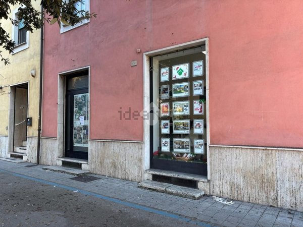 locale commerciale in affitto a Terni in zona Centro Città