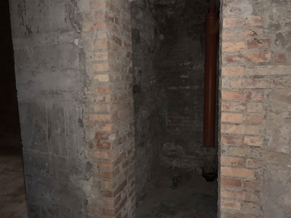 locale di sgombero in affitto a Terni in zona Centro Città