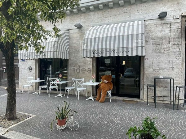 negozio in affitto a Terni