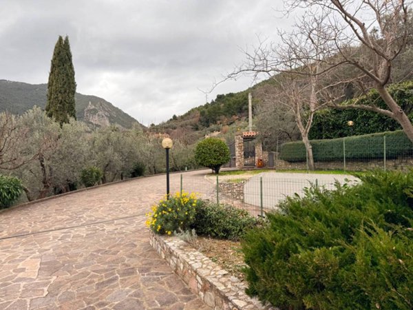 appartamento in affitto a Terni in zona Marmore