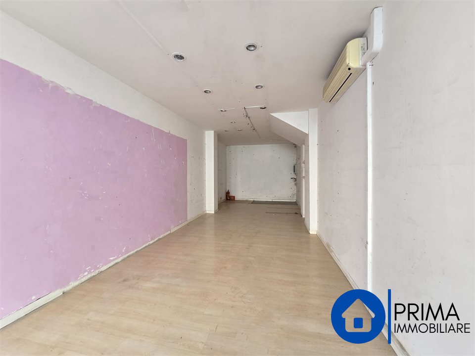 locale commerciale in affitto a Terni