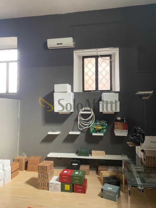 negozio in affitto a Terni in zona Centro Città