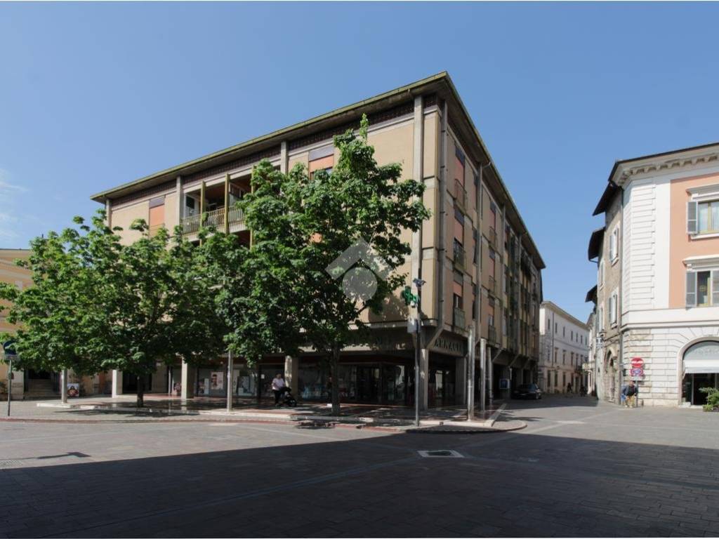 ufficio in affitto a Terni in zona Centro Città