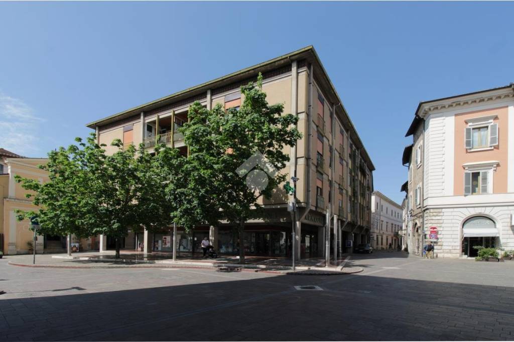 ufficio in affitto a Terni in zona Centro Città