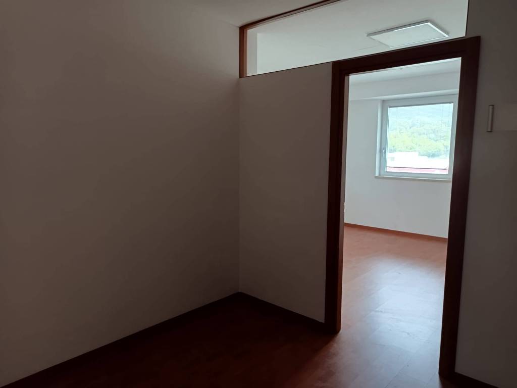 ufficio in affitto a Terni in zona Collescipoli