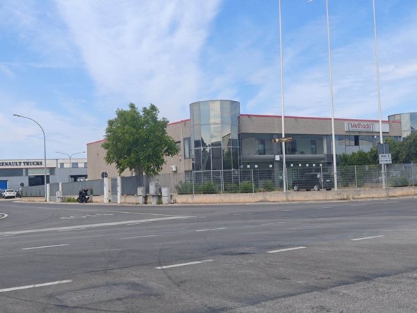 locale commerciale in affitto a Terni in zona Collescipoli
