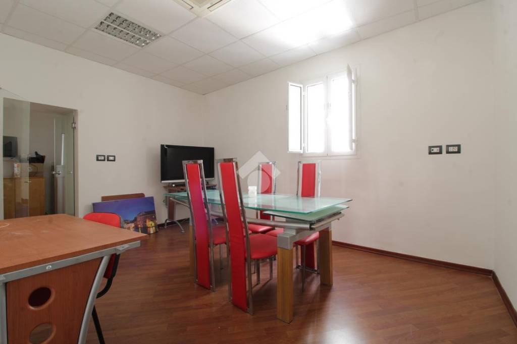 ufficio in affitto a Terni in zona Centro Città