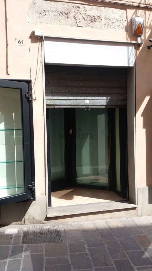 locale commerciale in affitto a Terni in zona Centro Città