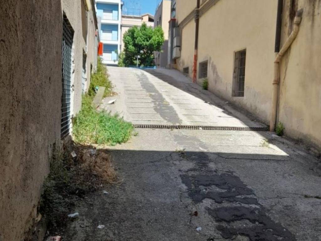 box auto in affitto a Terni in zona Centro Città