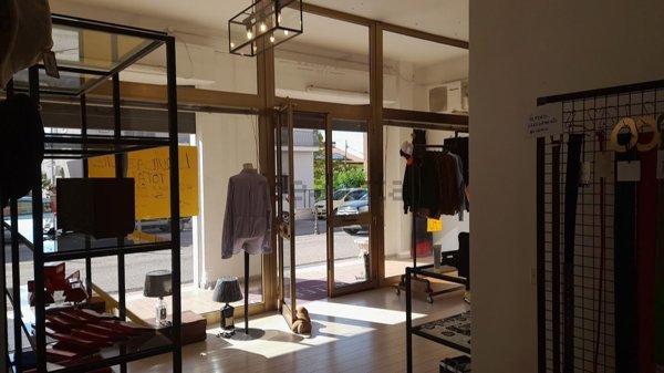 locale commerciale in affitto ad Avigliano Umbro