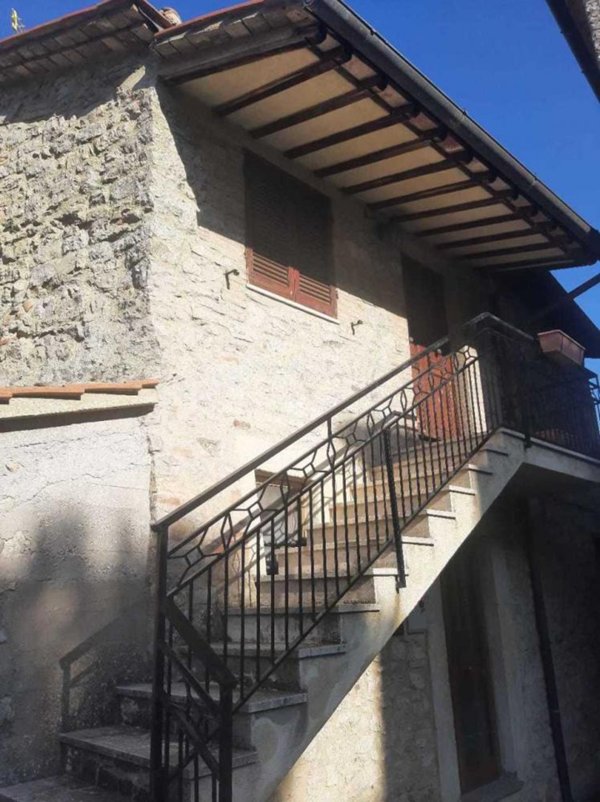 appartamento in affitto ad Avigliano Umbro in zona Santa Restituta