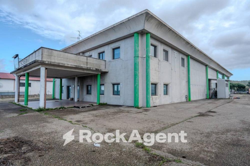 locale commerciale in affitto ad Acquapendente