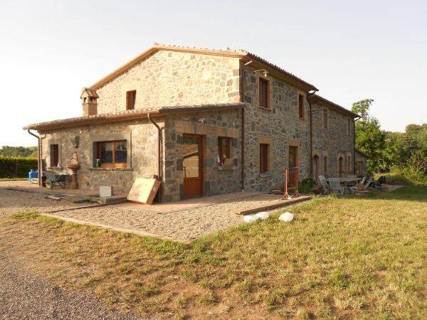 casa indipendente in affitto a Bagnoregio