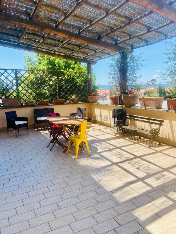 appartamento in affitto a Bolsena