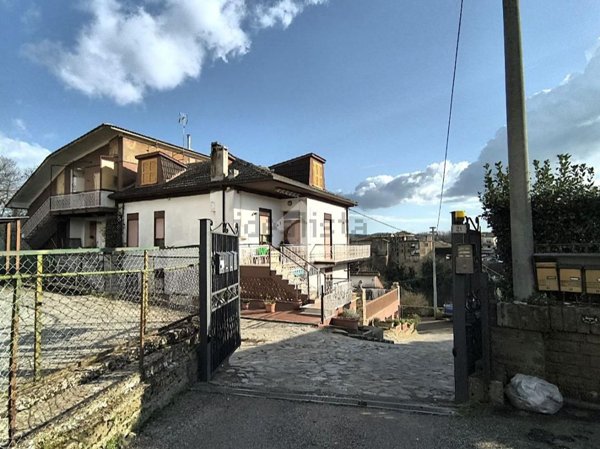 appartamento in affitto a Capranica