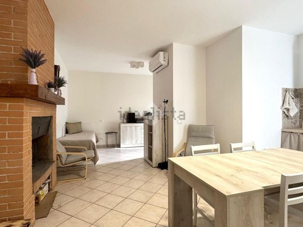 appartamento in affitto a Caprarola