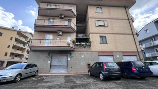 negozio in affitto a Civita Castellana