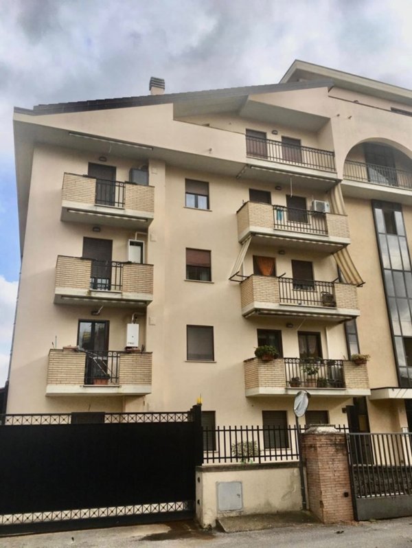 appartamento in affitto a Civita Castellana