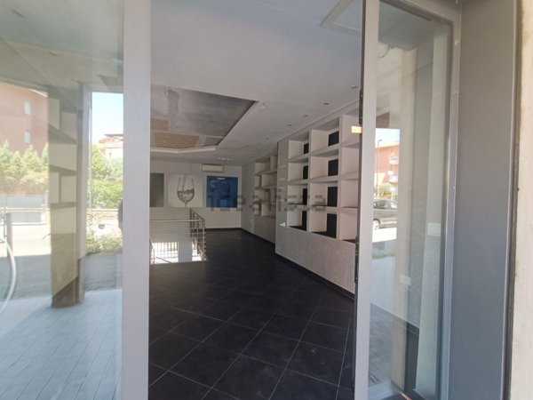 negozio in affitto a Civita Castellana