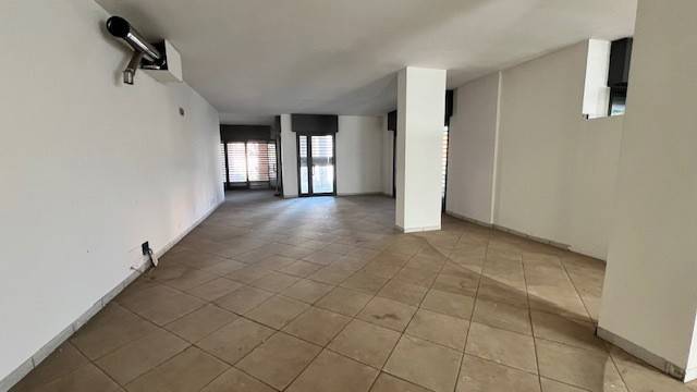 negozio in affitto a Civita Castellana