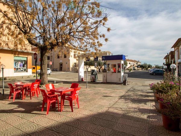 negozio in affitto a Montalto di Castro in zona Pescia Romana