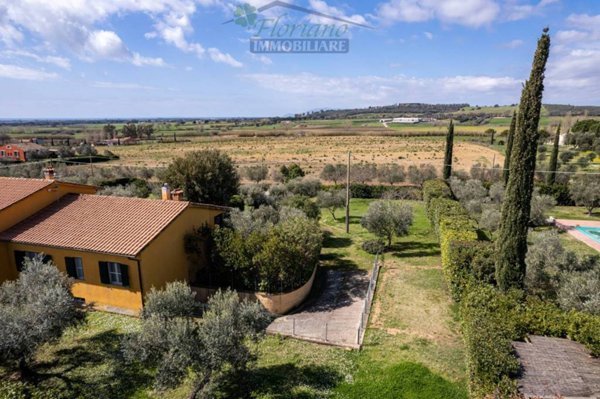 casa indipendente in affitto a Montalto di Castro in zona Pescia Romana