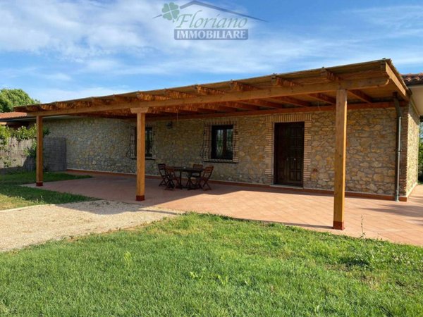 casa indipendente in affitto a Montalto di Castro in zona Pescia Romana