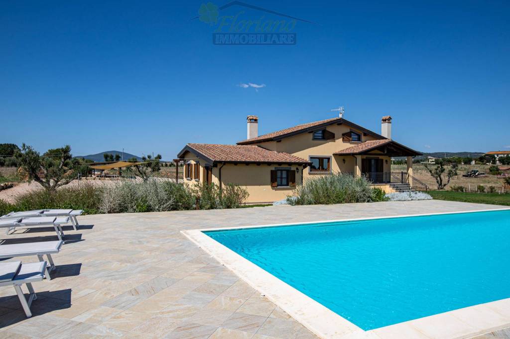 casa indipendente in affitto a Montalto di Castro in zona Pescia Romana