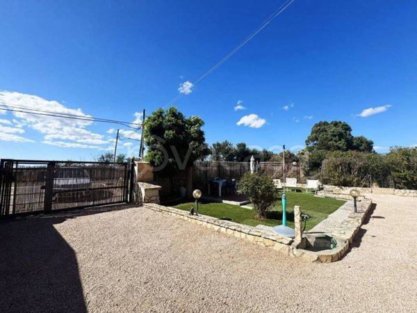 casa indipendente in affitto a Montalto di Castro