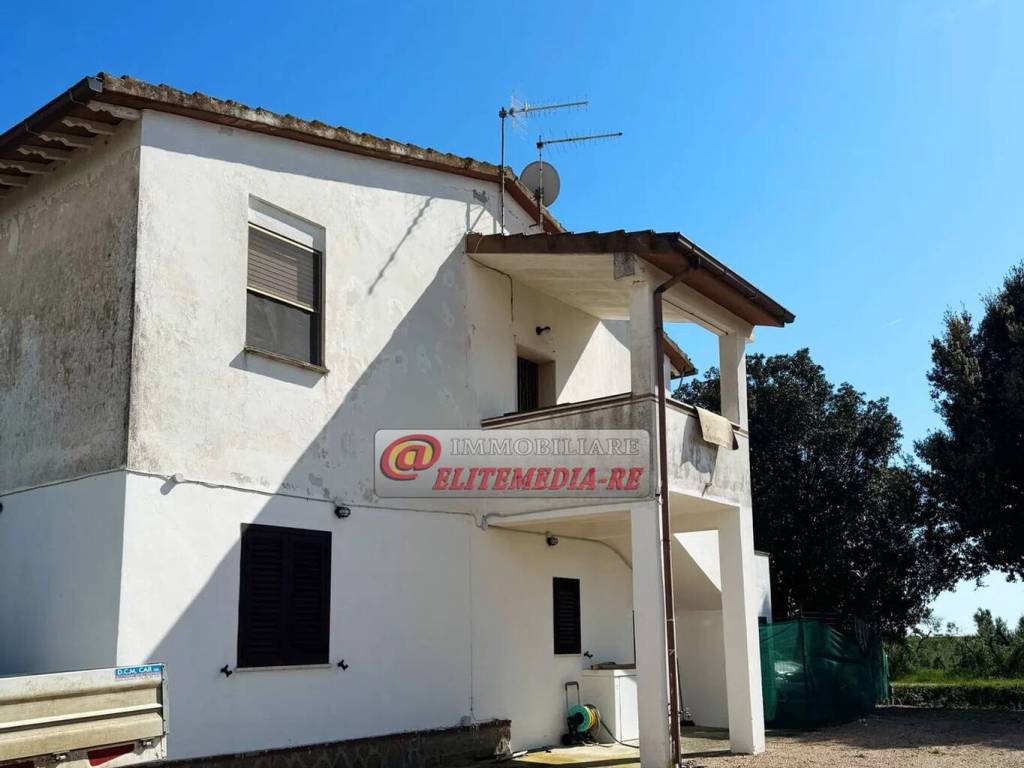 casa indipendente in affitto a Montalto di Castro