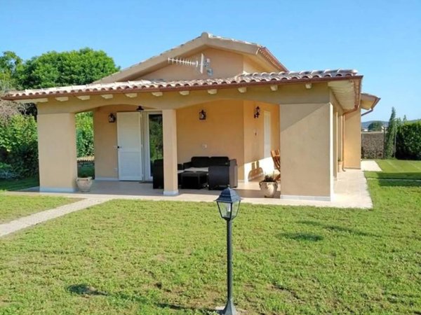 casa indipendente in affitto a Montalto di Castro in zona Pescia Romana