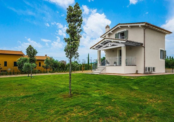 casa indipendente in affitto a Montalto di Castro in zona Pescia Romana
