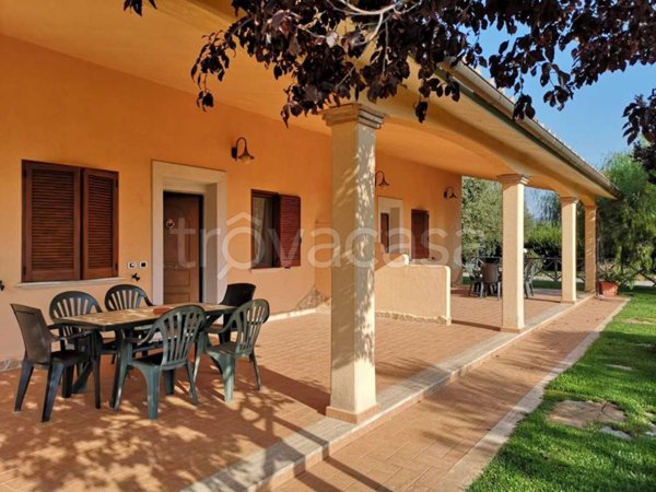 casa indipendente in affitto a Montalto di Castro