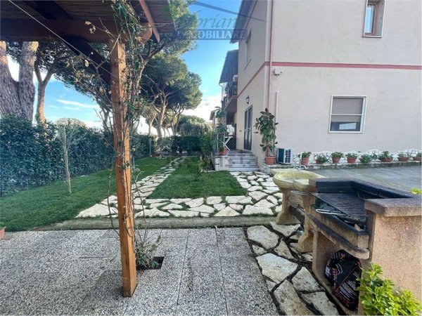 appartamento in affitto a Montalto di Castro in zona Pescia Romana