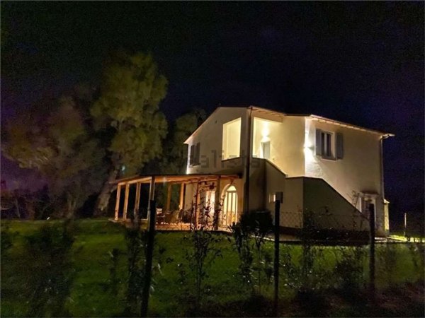 appartamento in affitto a Montalto di Castro in zona Pescia Romana