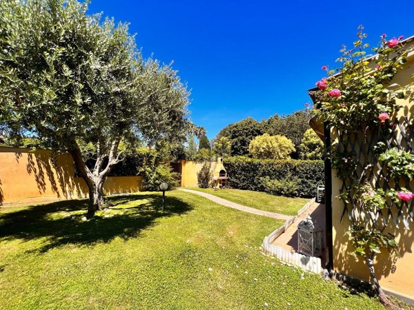 casa indipendente in affitto a Montalto di Castro