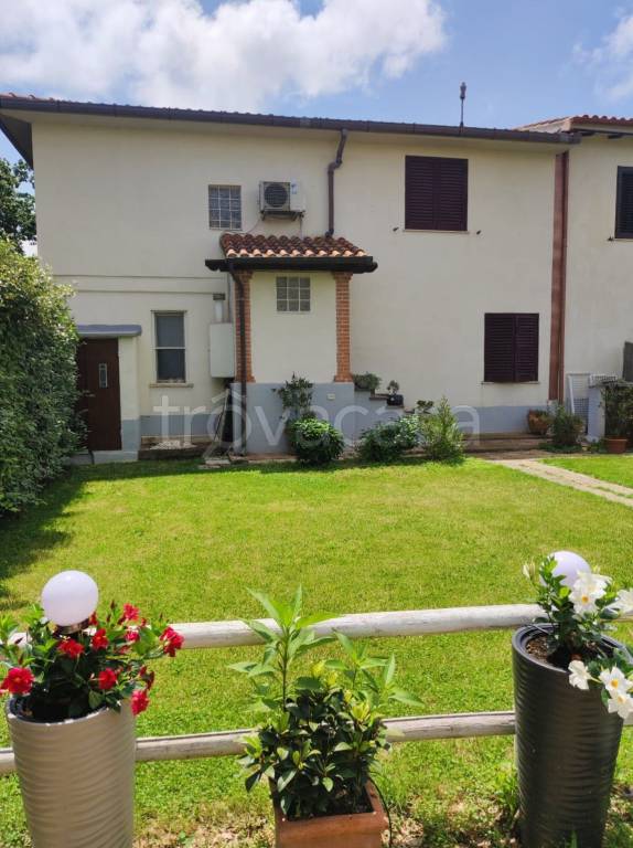appartamento in affitto a Montalto di Castro in zona Pescia Romana
