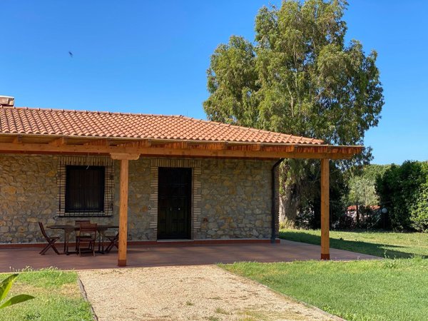 casa indipendente in affitto a Montalto di Castro in zona Pescia Romana