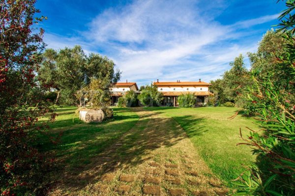casa indipendente in affitto a Montalto di Castro in zona Pescia Romana