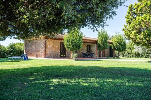 casa indipendente in affitto a Montalto di Castro in zona Pescia Romana