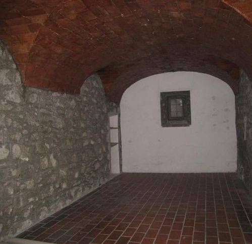 negozio in affitto a Montefiascone