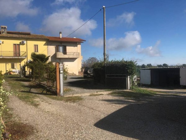 appartamento in affitto a Montefiascone in zona Capobianco