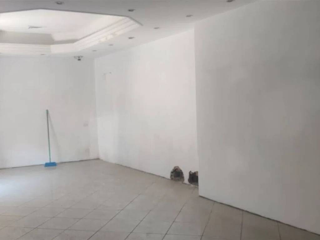 negozio in affitto a Montefiascone in zona Zepponami