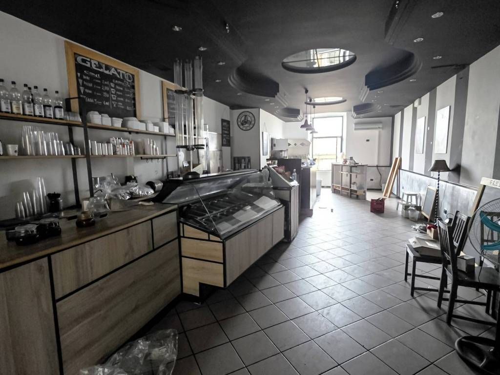 negozio in affitto a Montefiascone